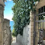 Apartman Ciovo Near The Sea In Okrug Trogir