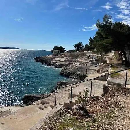 Ciovo Near The Sea In Okrug * Trogir