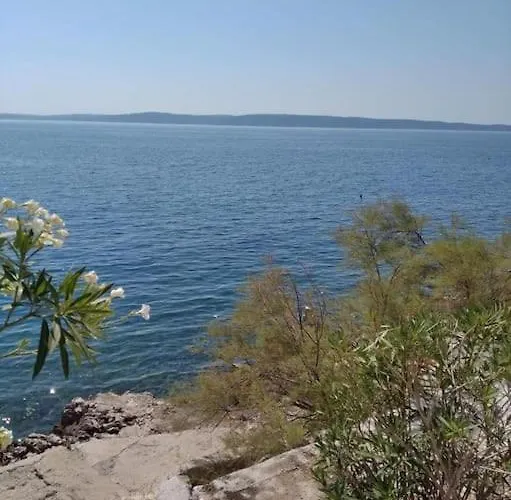 Apartamento Ciovo Near The Sea In Okrug *