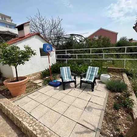 Ciovo Near The Sea In Okrug Appartement *